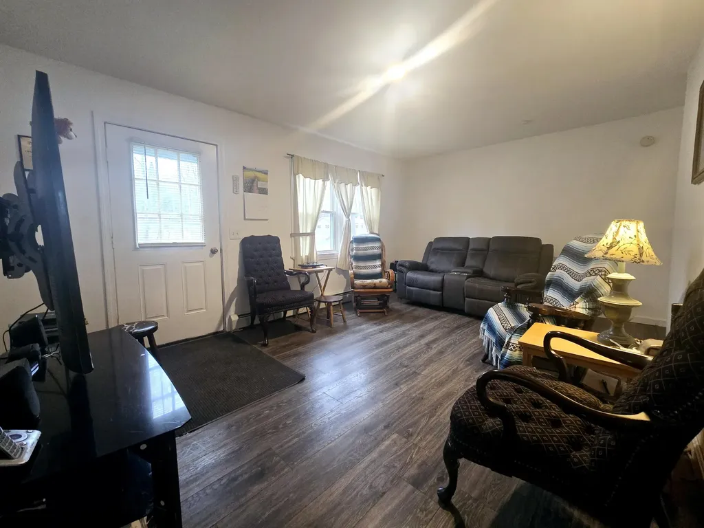 278 Middle Road Oakland ME 04963