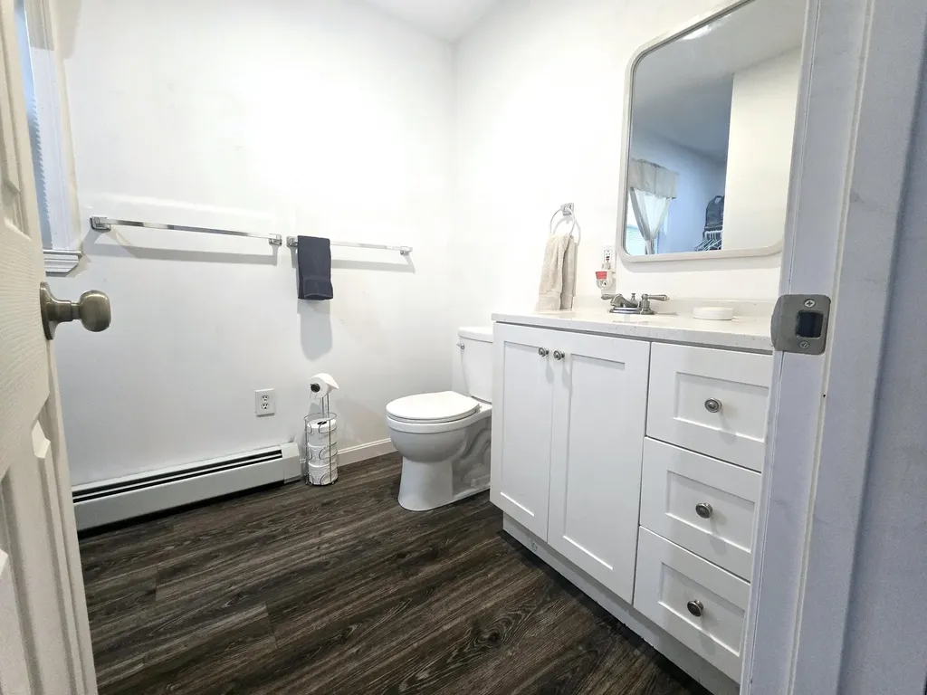 278 Middle Road Oakland ME 04963
