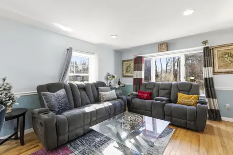 115 River Road Brunswick ME 04011