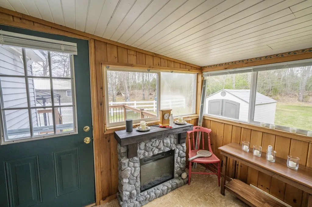 52 Cross Road Bucksport ME 04416