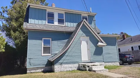121 Bates Street Millinocket ME 04462
