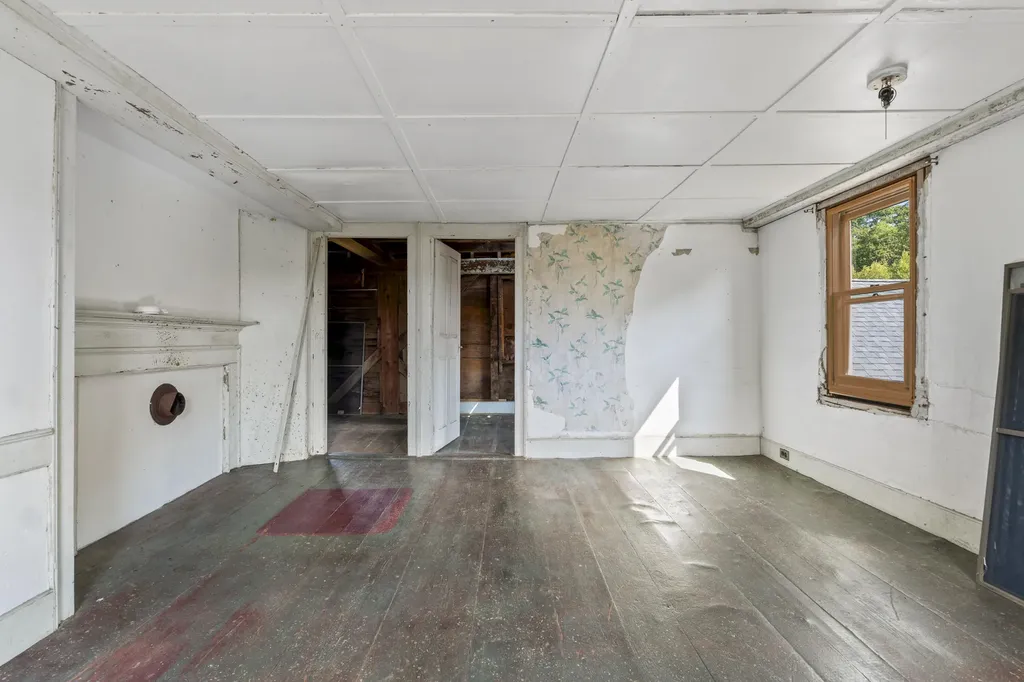 392 Indian Point Road Georgetown ME 04548