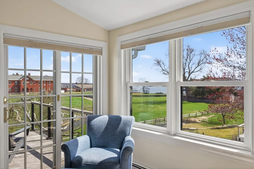 71 Myrtle Avenue South Portland ME 04106