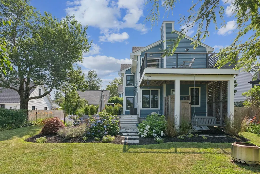 71 Myrtle Avenue South Portland ME 04106