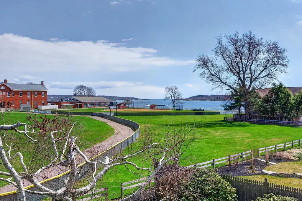 71 Myrtle Avenue South Portland ME 04106
