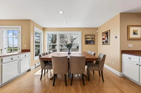 71 Myrtle Avenue South Portland ME 04106
