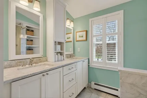 71 Myrtle Avenue South Portland ME 04106