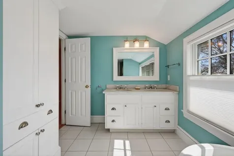 71 Myrtle Avenue South Portland ME 04106