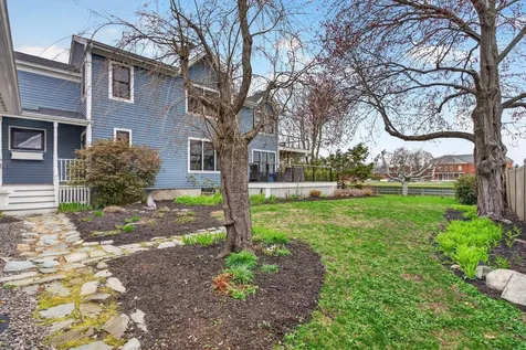 71 Myrtle Avenue South Portland ME 04106