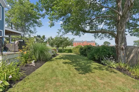 71 Myrtle Avenue South Portland ME 04106