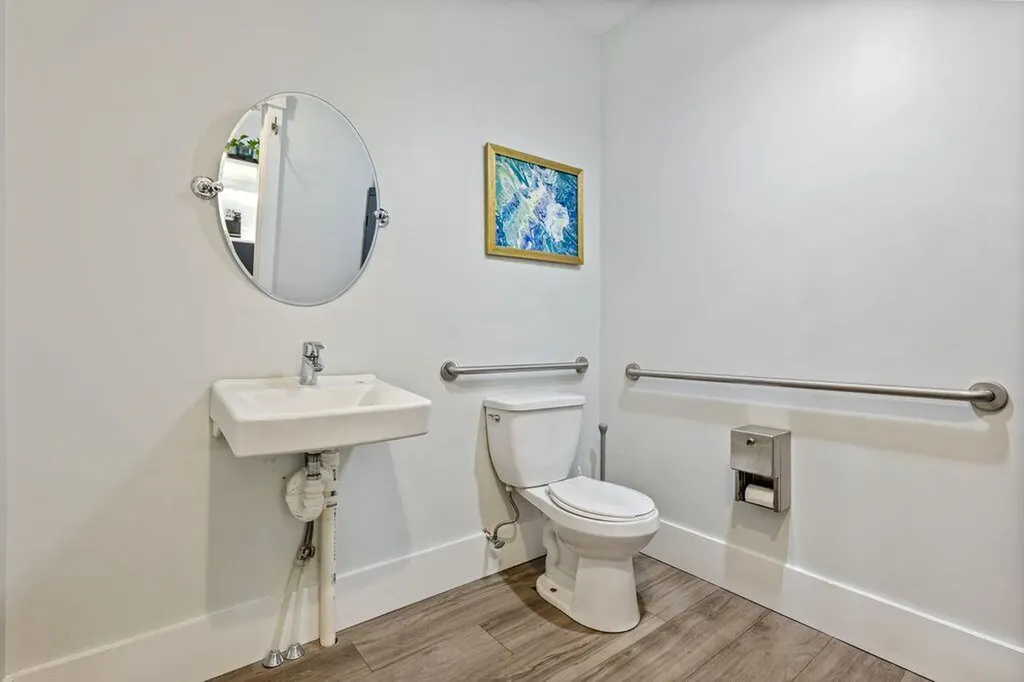 4 Townsend Avenue Boothbay Harbor ME 04538
