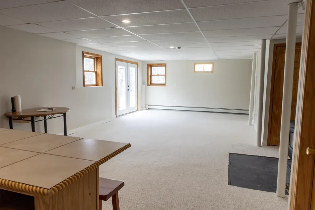 701 U.s. 202 Monmouth ME 04265