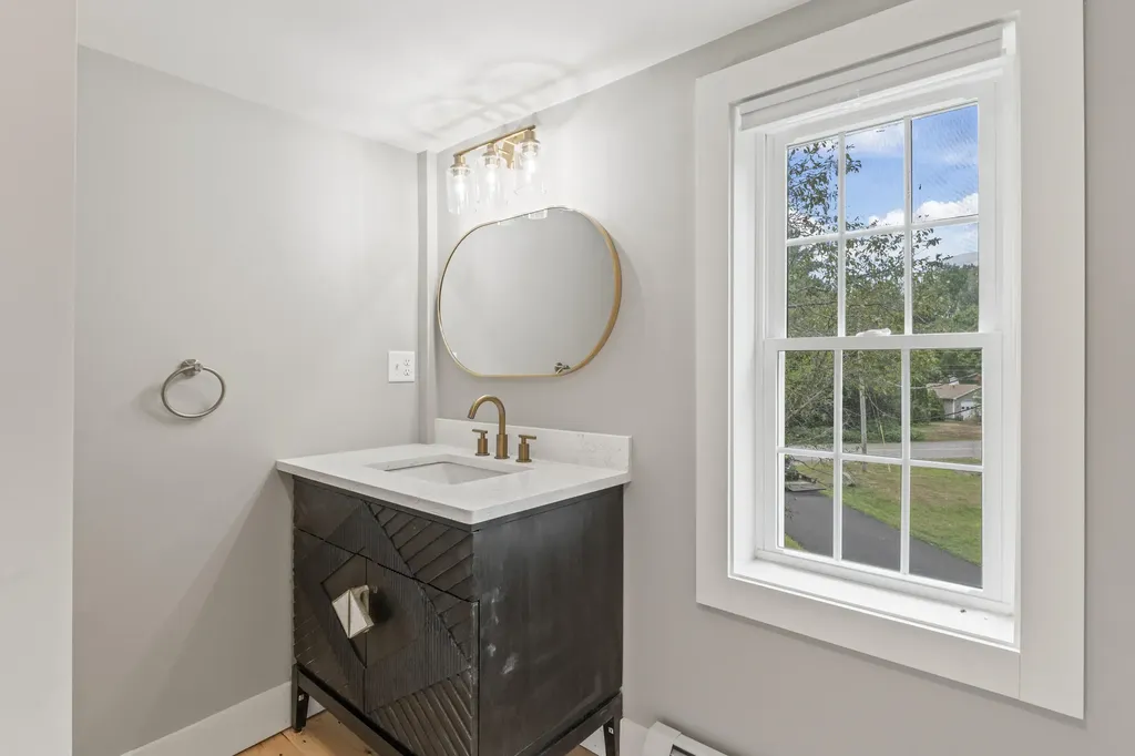 107 Berwick Road Berwick ME 03901