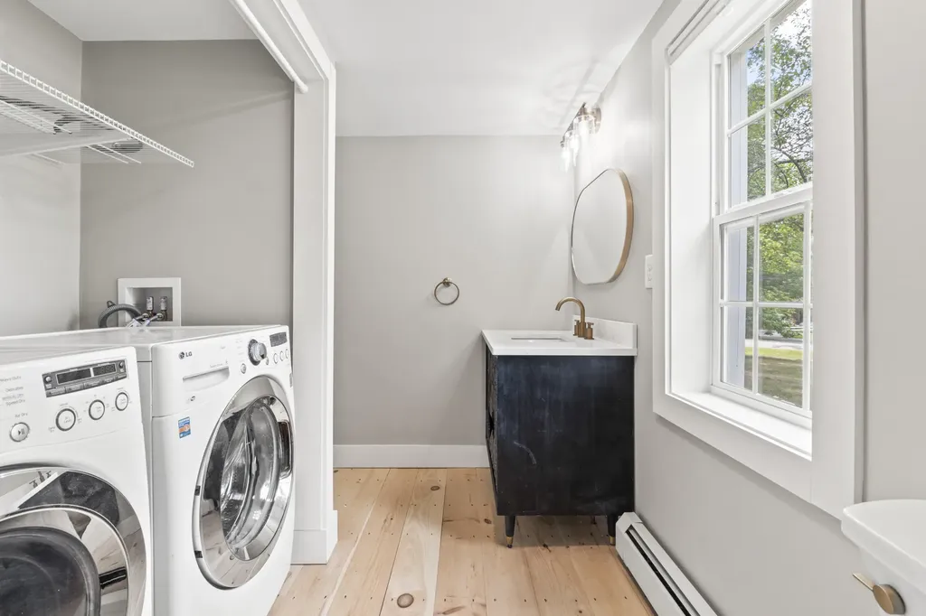 107 Berwick Road Berwick ME 03901