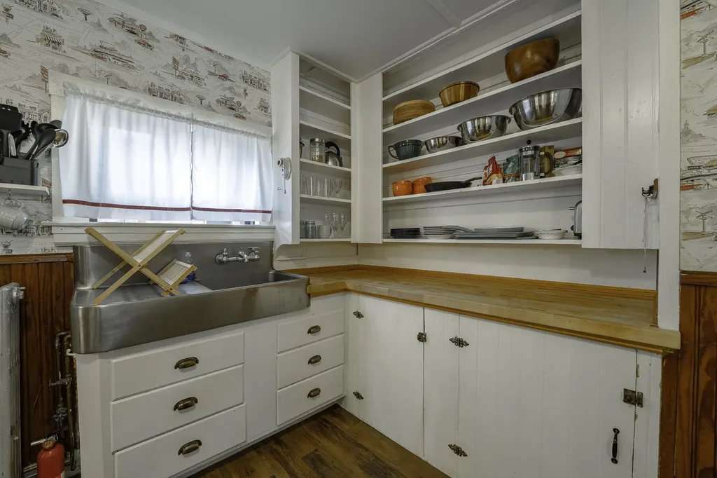 7 Hazen Street Norway ME 04268