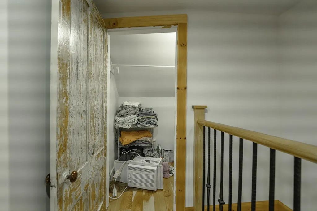 7 Hazen Street Norway ME 04268