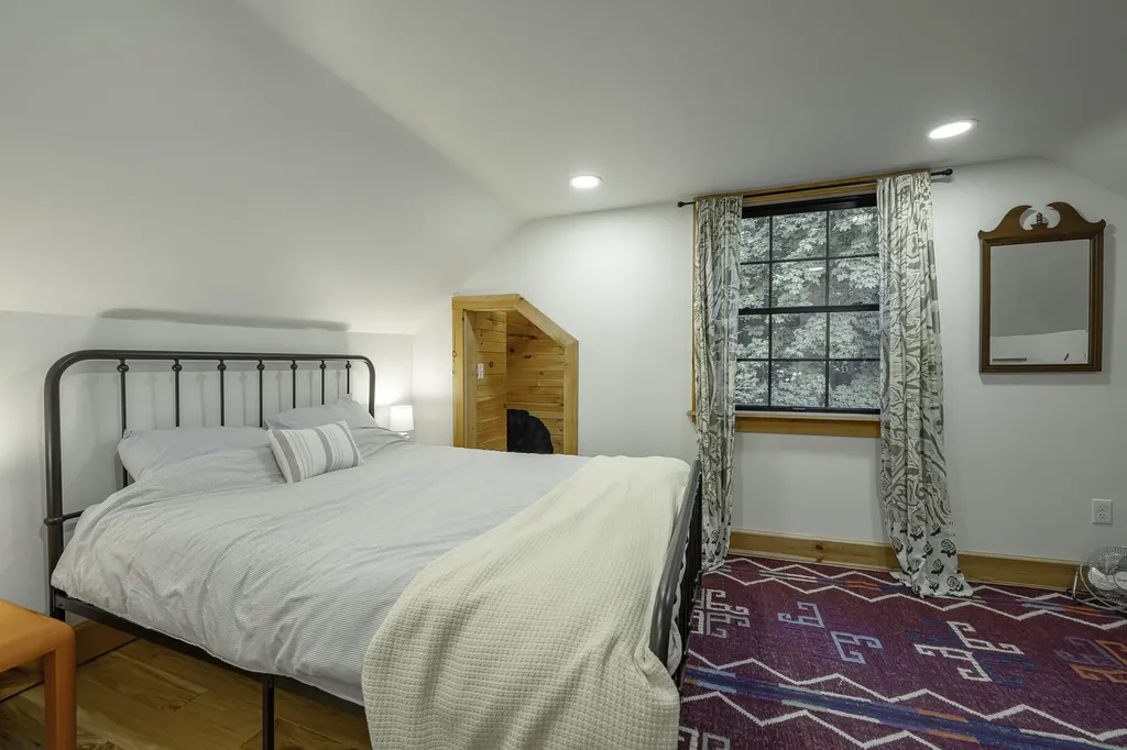 7 Hazen Street Norway ME 04268