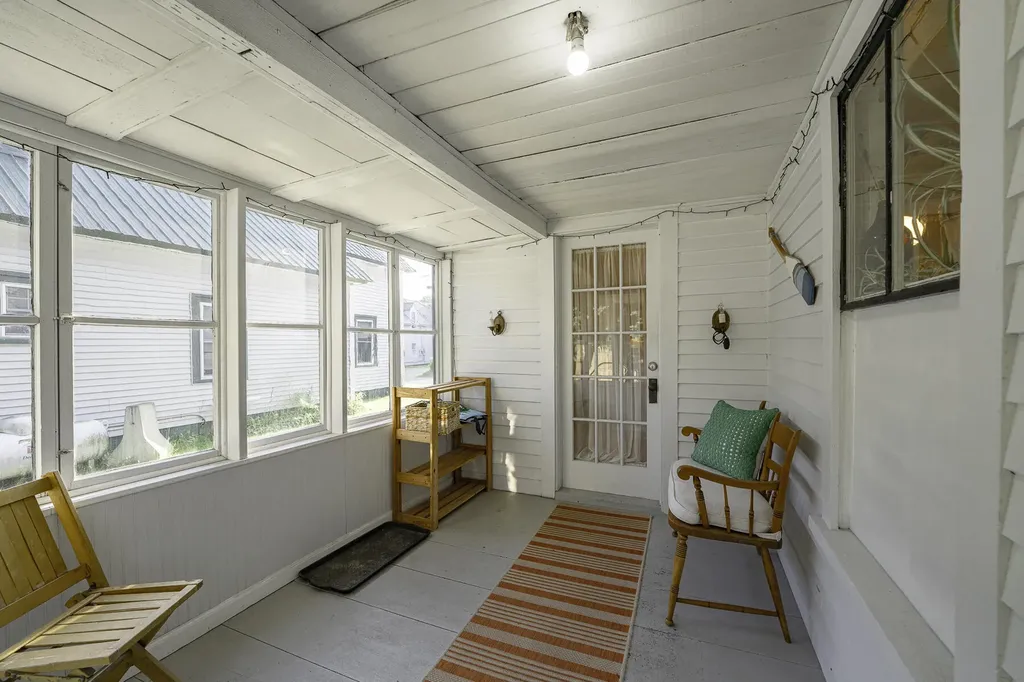 7 Hazen Street Norway ME 04268