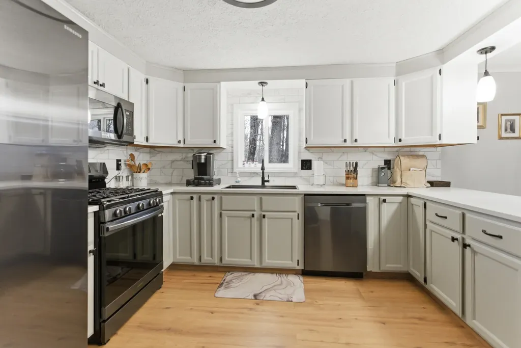 124 Sedgley Road Greene ME 04236
