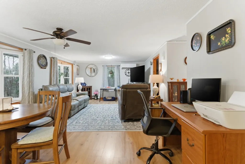 124 Sedgley Road Greene ME 04236