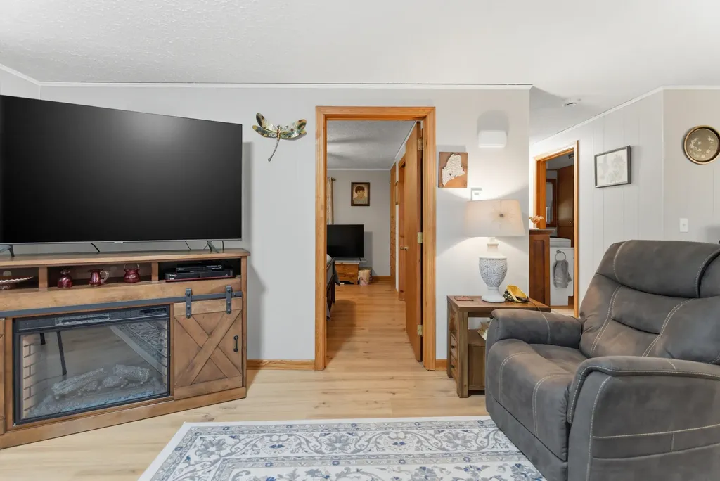 124 Sedgley Road Greene ME 04236