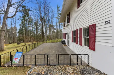 124 Sedgley Road Greene ME 04236