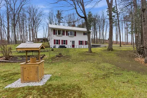 124 Sedgley Road Greene ME 04236
