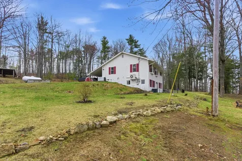 124 Sedgley Road Greene ME 04236