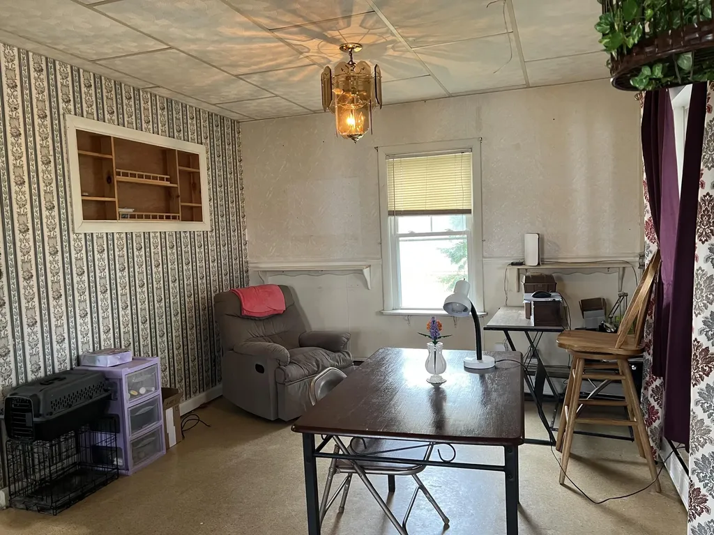 63 Rideout Avenue Lewiston ME 04240