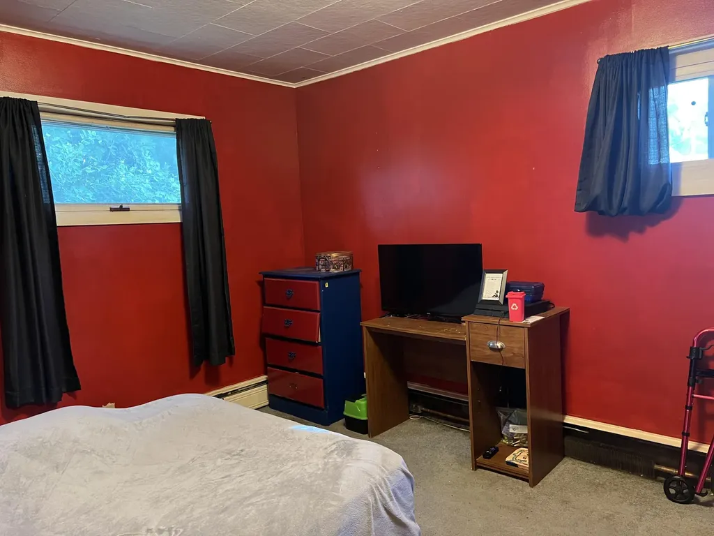 63 Rideout Avenue Lewiston ME 04240