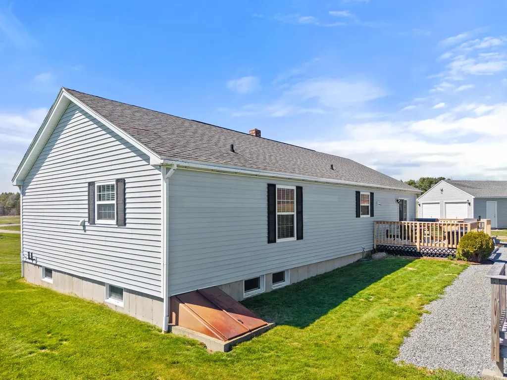 251 Coles Corner Road Winterport ME 04496