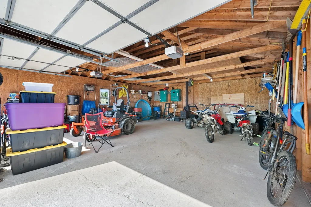 251 Coles Corner Road Winterport ME 04496