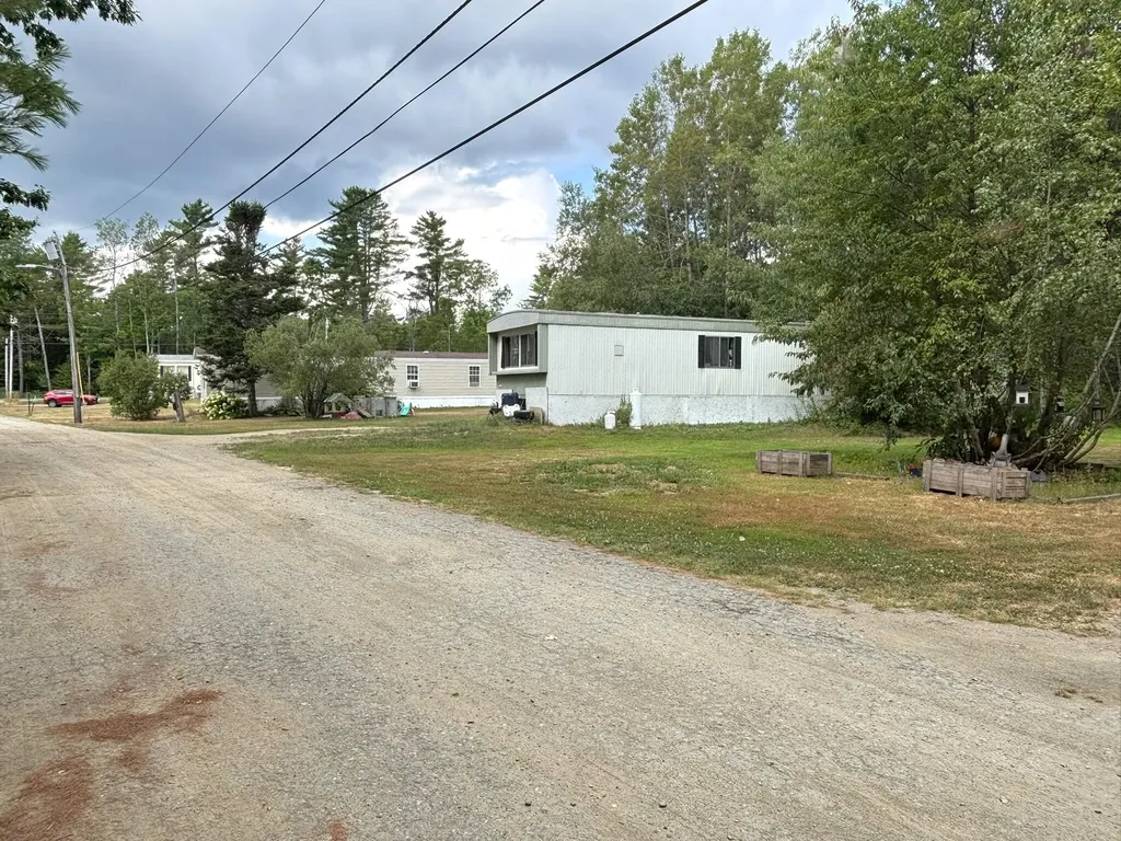 434 Tate Road Corinth ME 04427