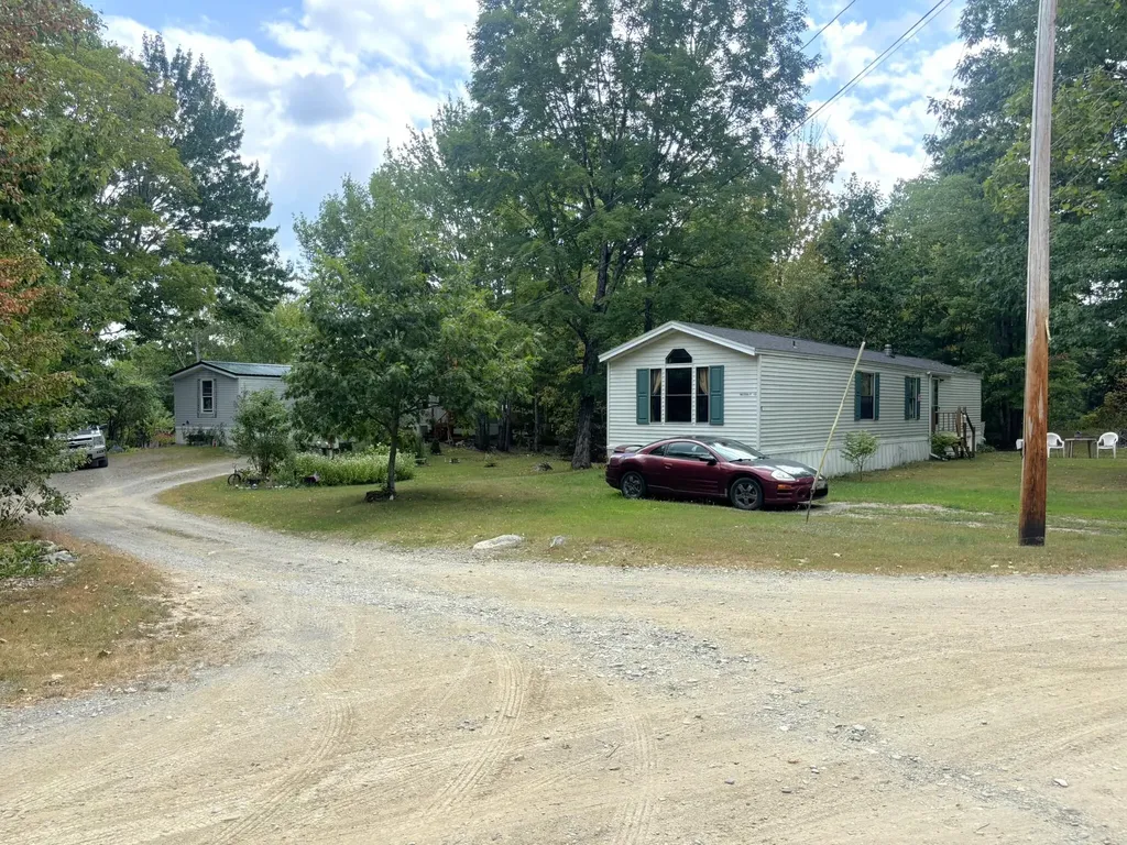 434 Tate Road Corinth ME 04427