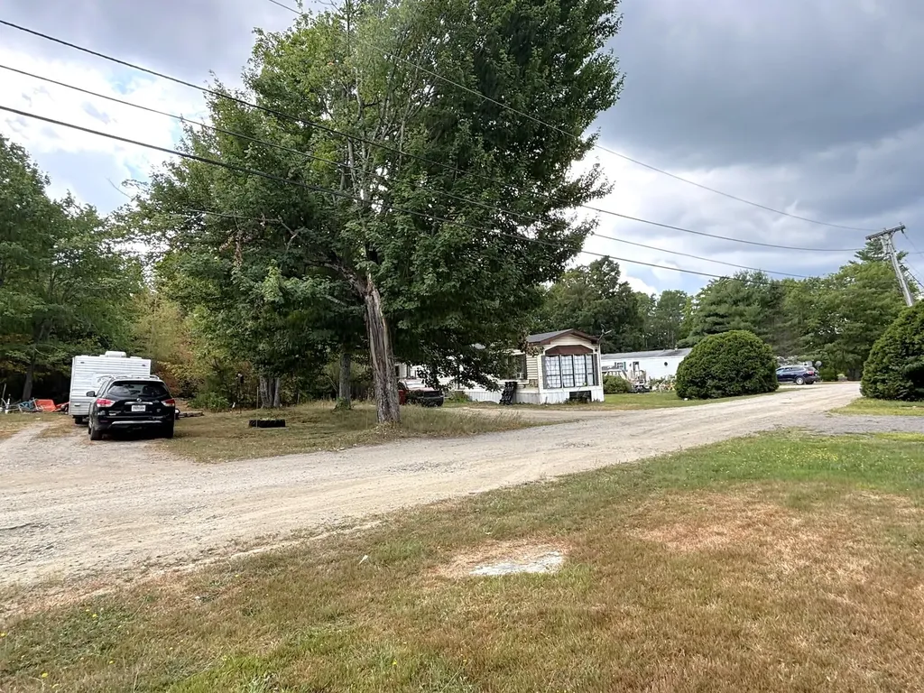 434 Tate Road Corinth ME 04427