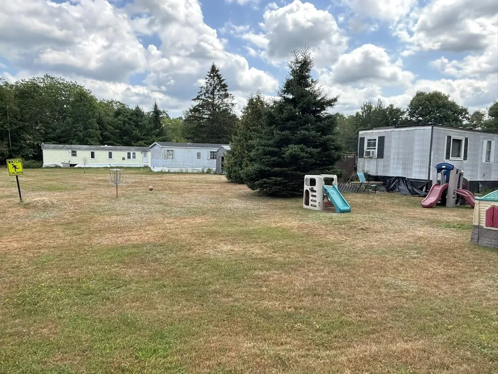 434 Tate Road Corinth ME 04427