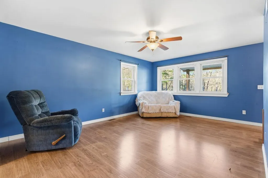 284 Log Cabin Road Arundel ME 04046