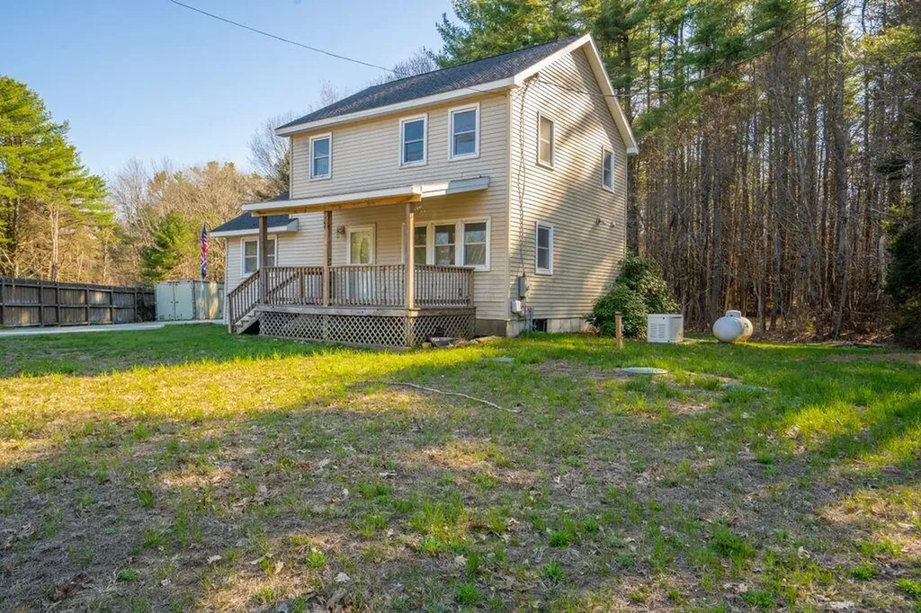 284 Log Cabin Road Arundel ME 04046