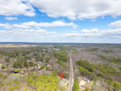 284 Log Cabin Road Arundel ME 04046