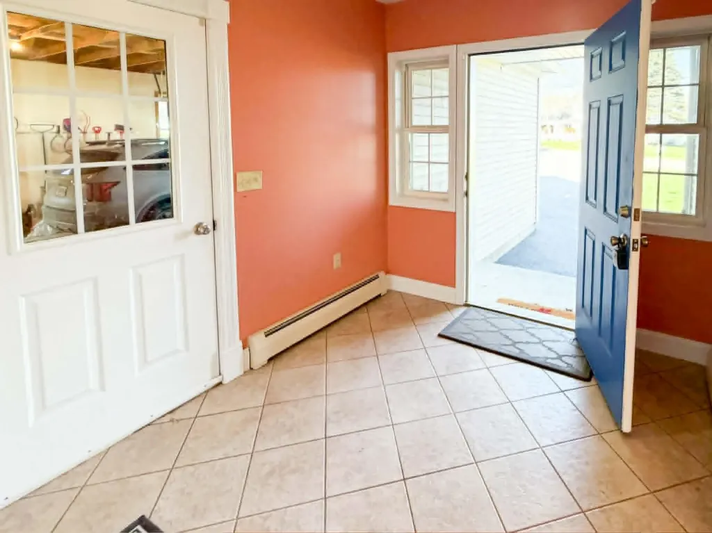 21 Longmeadow Drive Veazie ME 04401