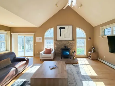 21 Longmeadow Drive Veazie ME 04401