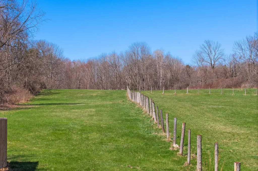 28 Easy Street Canaan ME 04924