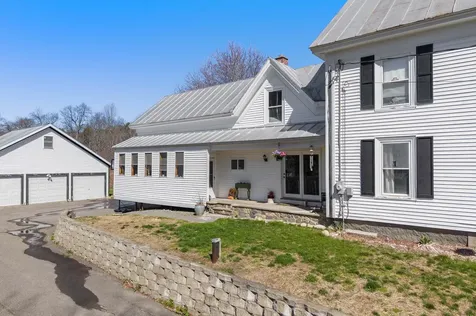 28 Easy Street Canaan ME 04924