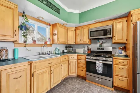 28 Easy Street Canaan ME 04924