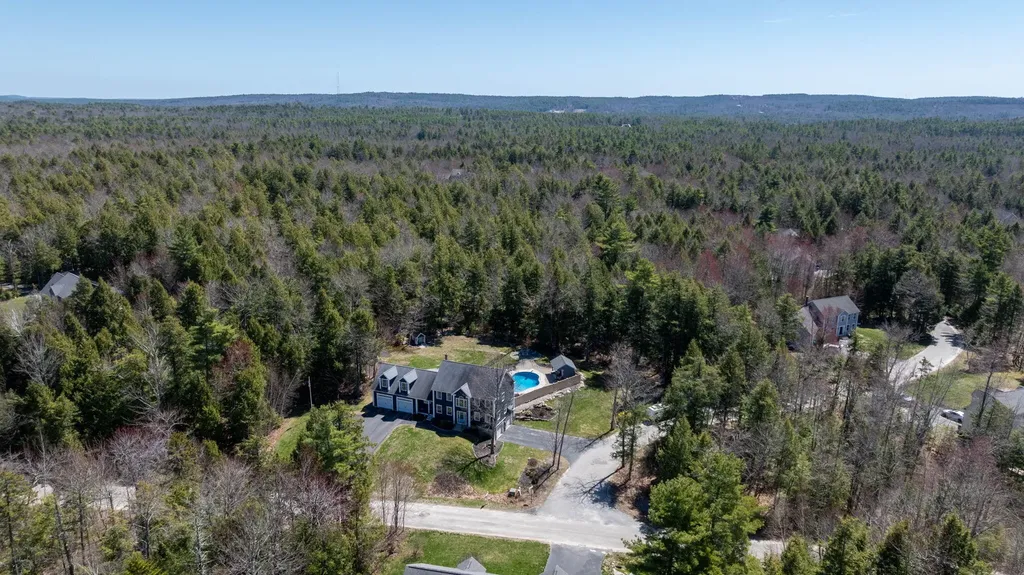11 Crossridge Drive Windham ME 04062