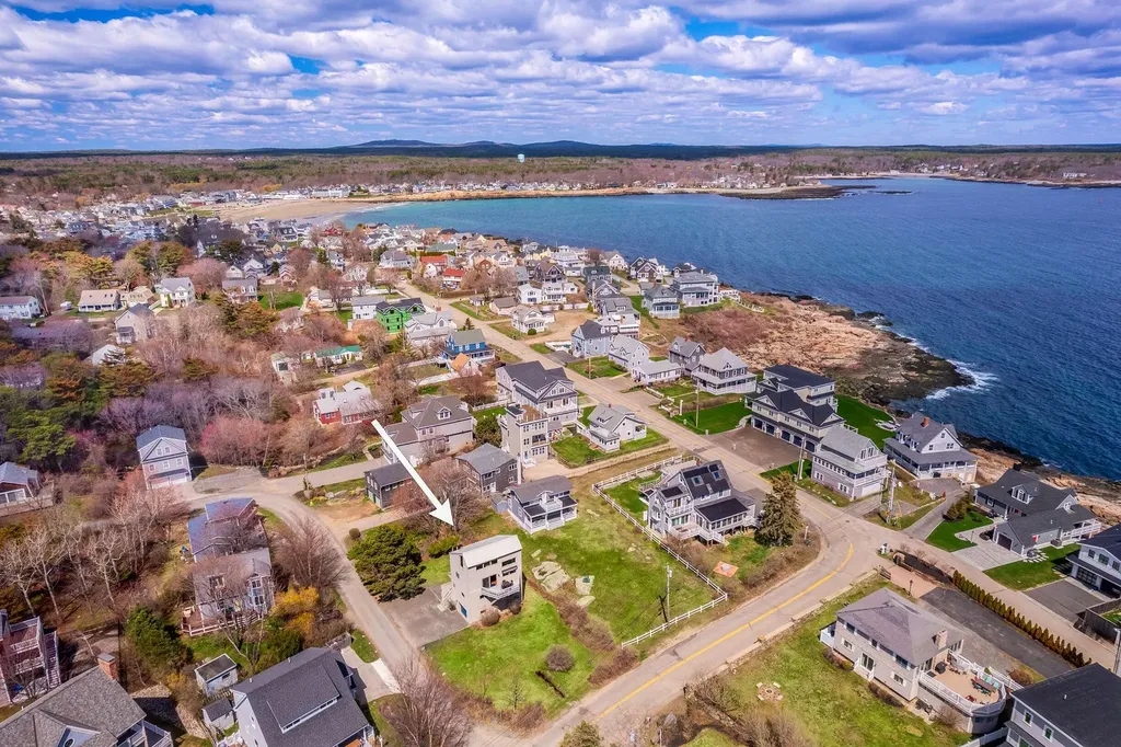 154 Cycad Avenue York ME 03909