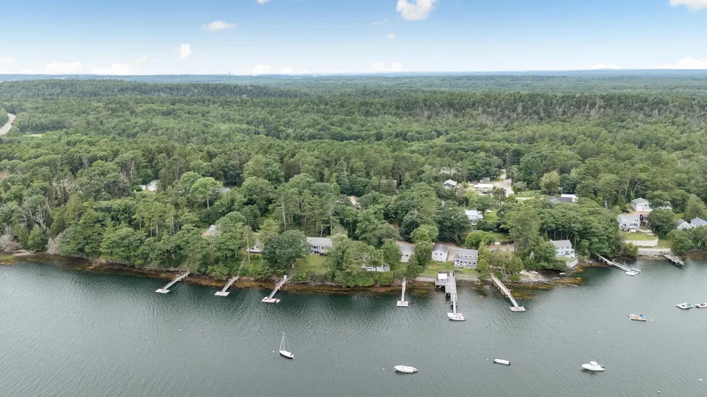 37 & 38 South Dyers Cove Road Harpswell ME 04079