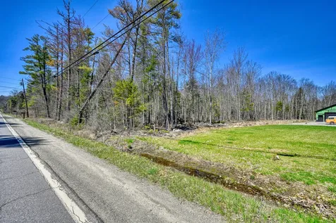 822 E Pittston Road Pittston ME 04345