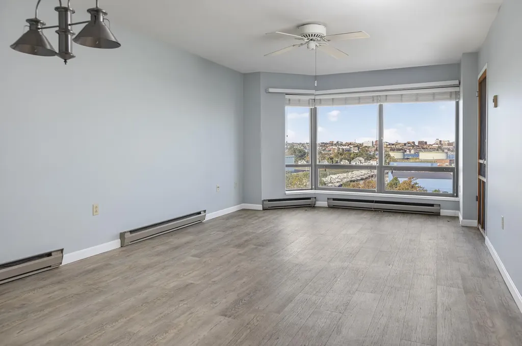 148 Breakwater Drive South Portland ME 04106