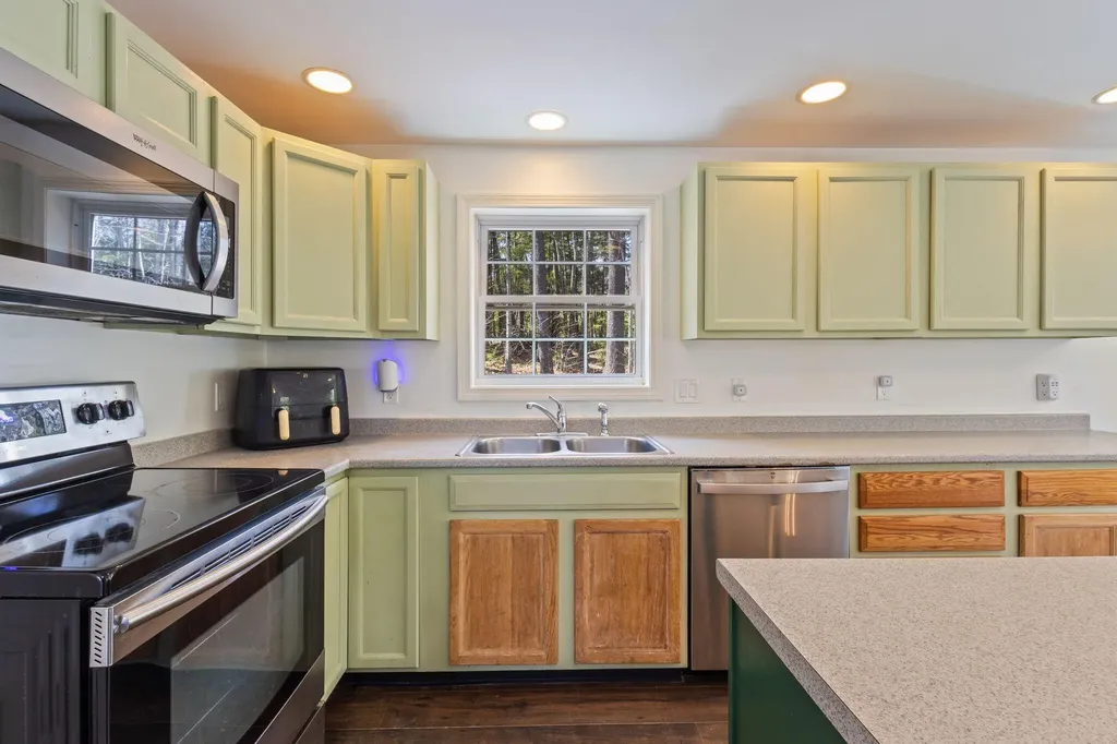 21 Bruschi Road Windham ME 04062